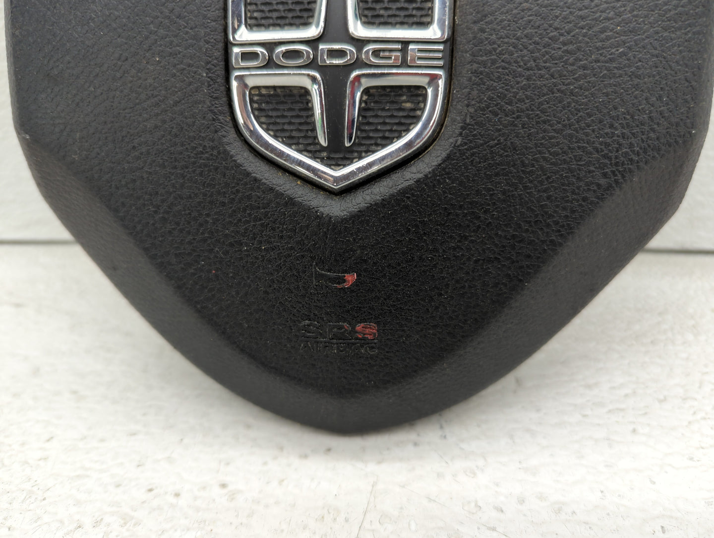 2011-2012 Chrysler Town & Country Air Bag Driver Left Steering Wheel Mounted P/N:PT1-1031 ADPS Fits Fits 2011 2012 OEM Used 