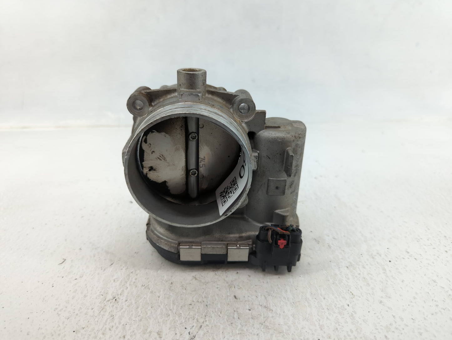 2011-2016 Chrysler Town & Country Throttle Body P/N:05184749AC Fits OEM Used Auto Parts - Oemusedautoparts1.com
