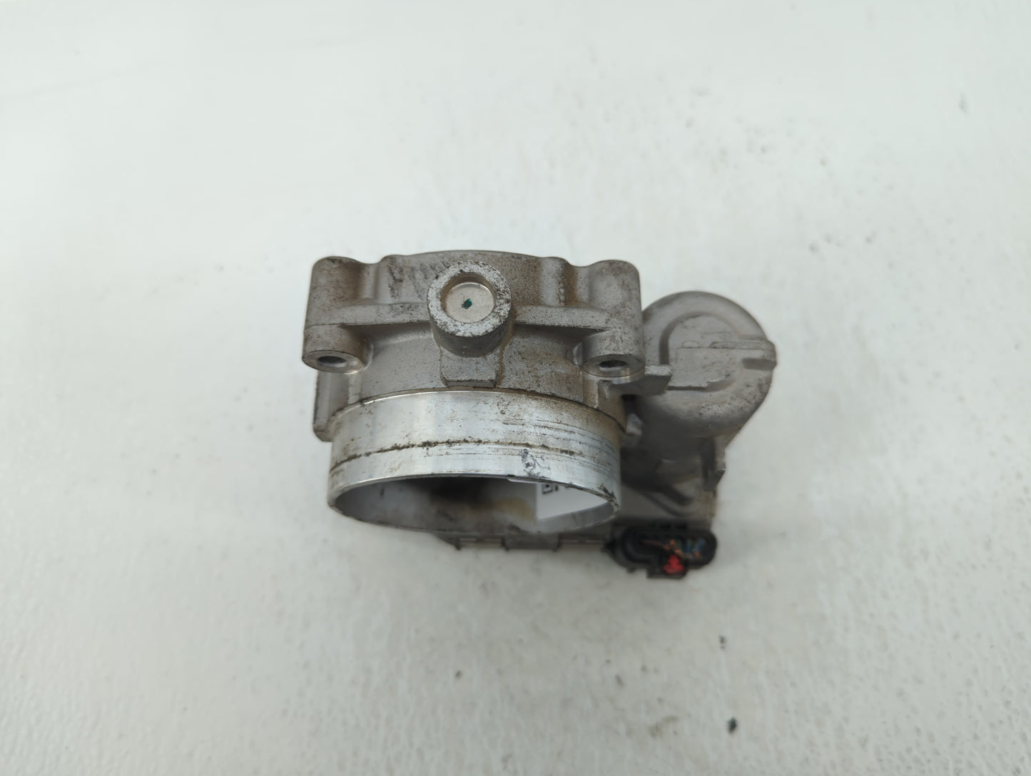 2011-2016 Chrysler Town & Country Throttle Body P/N:05184349AC Fits OEM Used Auto Parts - Oemusedautoparts1.com
