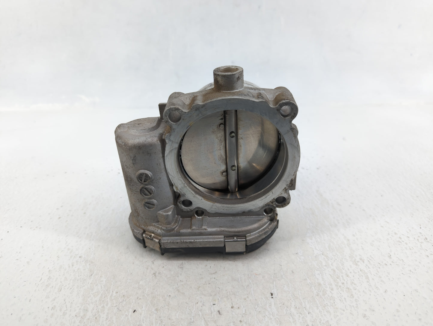 2011-2016 Chrysler Town & Country Throttle Body P/N:05184349AC Fits OEM Used Auto Parts - Oemusedautoparts1.com