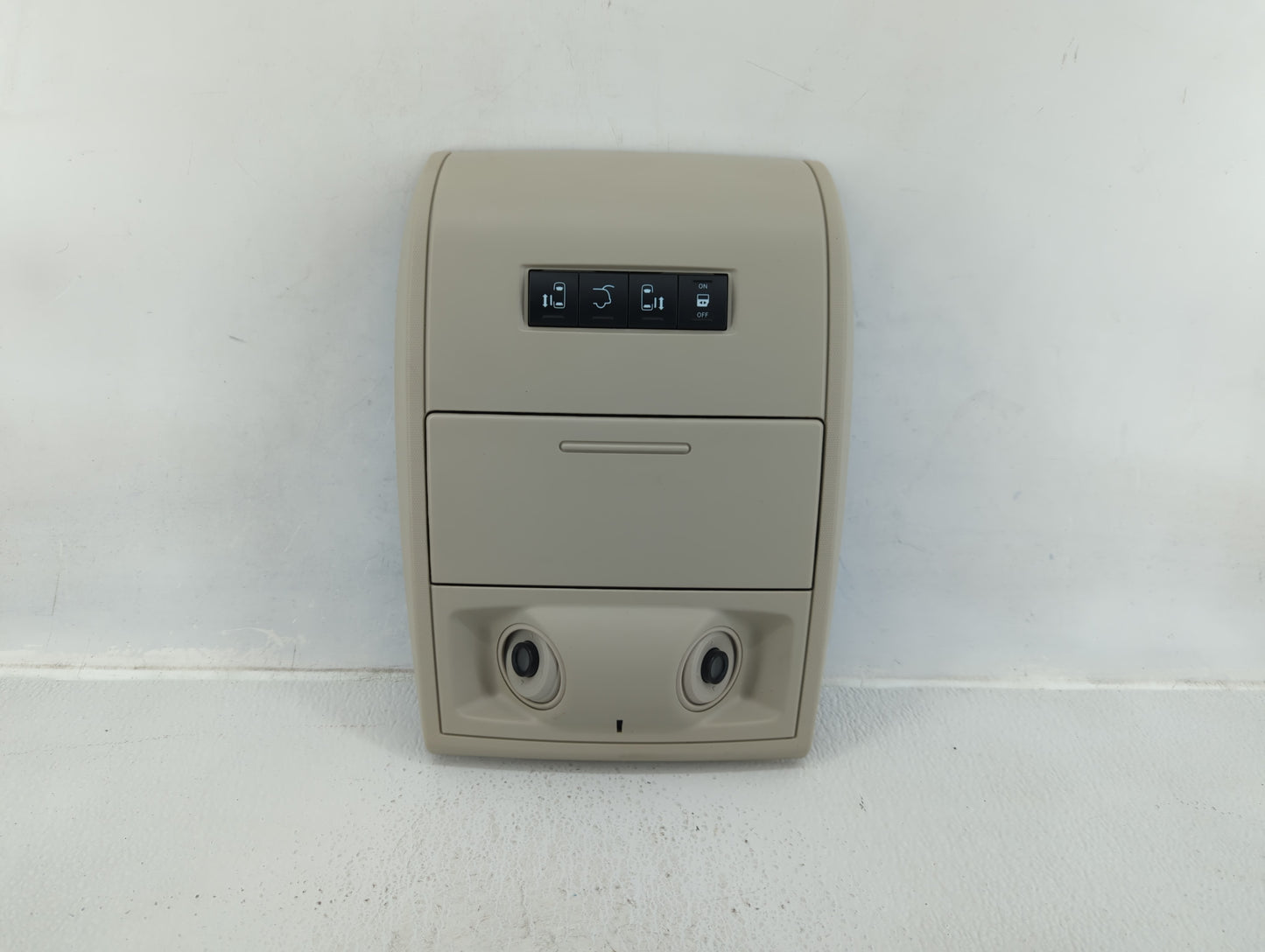 2012 Chrysler Town & Country Overhead Roof Console - Oemusedautoparts1.com