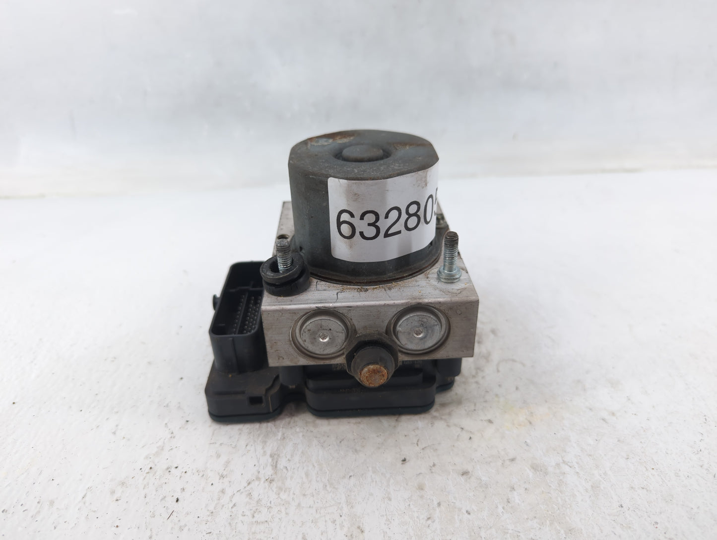 2012 Chrysler Town & Country ABS Pump Control Module Replacement P/N:P05154911AE Fits OEM Used Auto Parts - Oemusedautoparts