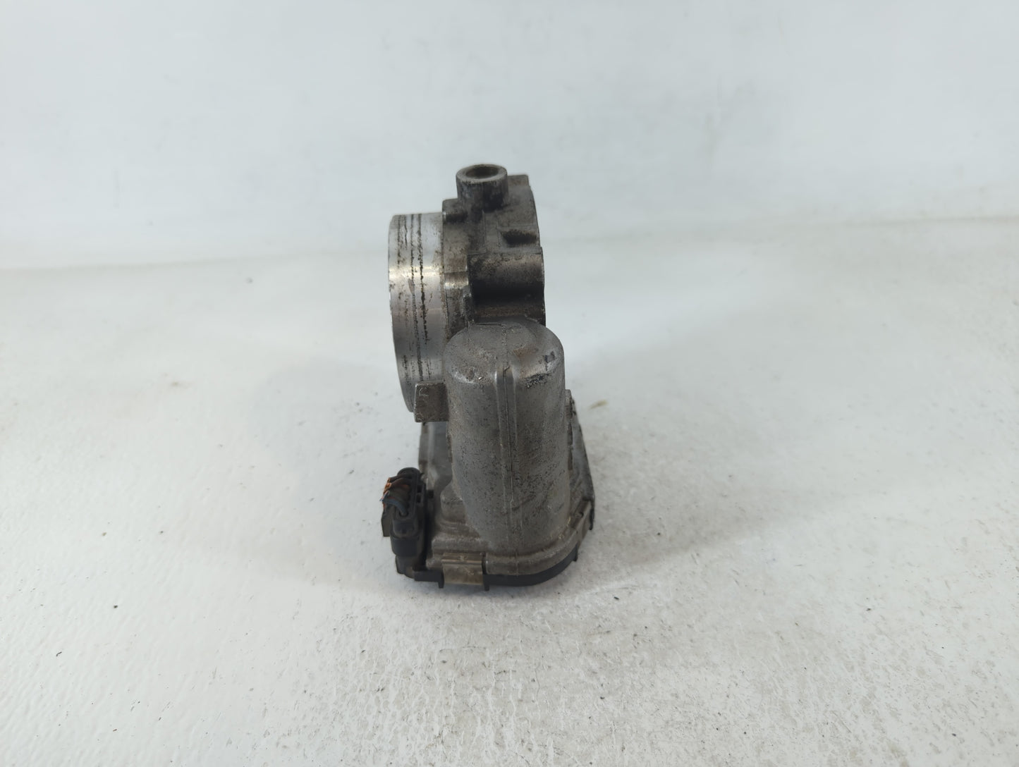 2011-2016 Chrysler Town & Country Throttle Body P/N:0 280 750 570 05184349AC Fits OEM Used Auto Parts - Oemusedautoparts1.co