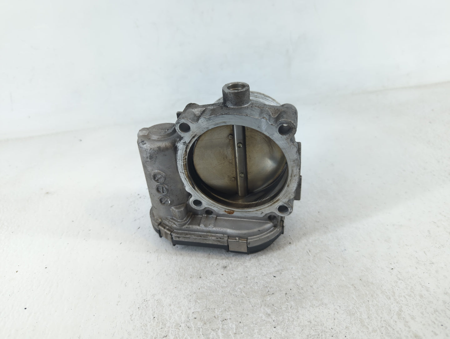 2011-2016 Chrysler Town & Country Throttle Body P/N:0 280 750 570 05184349AC Fits OEM Used Auto Parts - Oemusedautoparts1.co