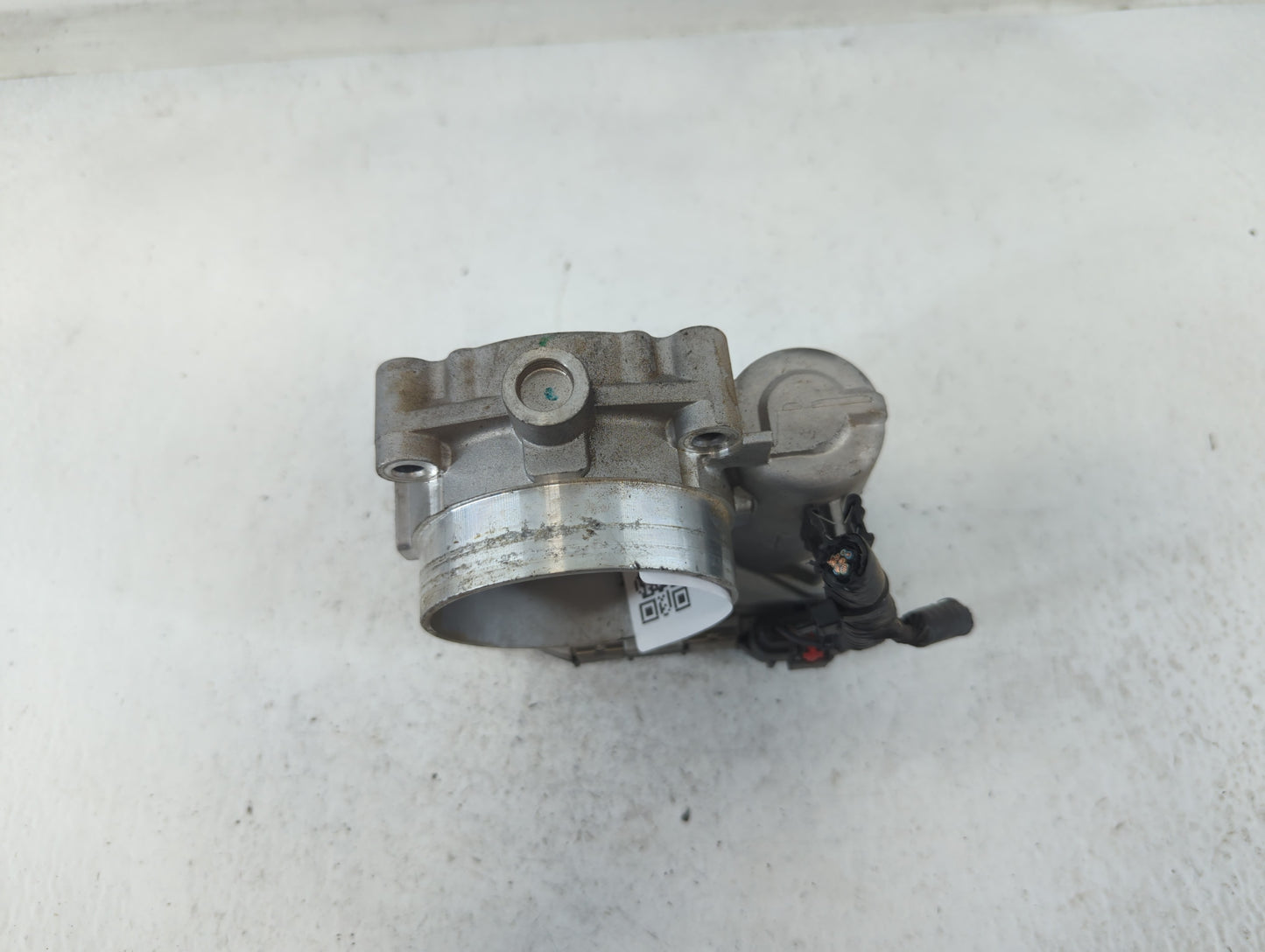 2011-2016 Chrysler Town & Country Throttle Body P/N:05184349AC Fits OEM Used Auto Parts - Oemusedautoparts1.com