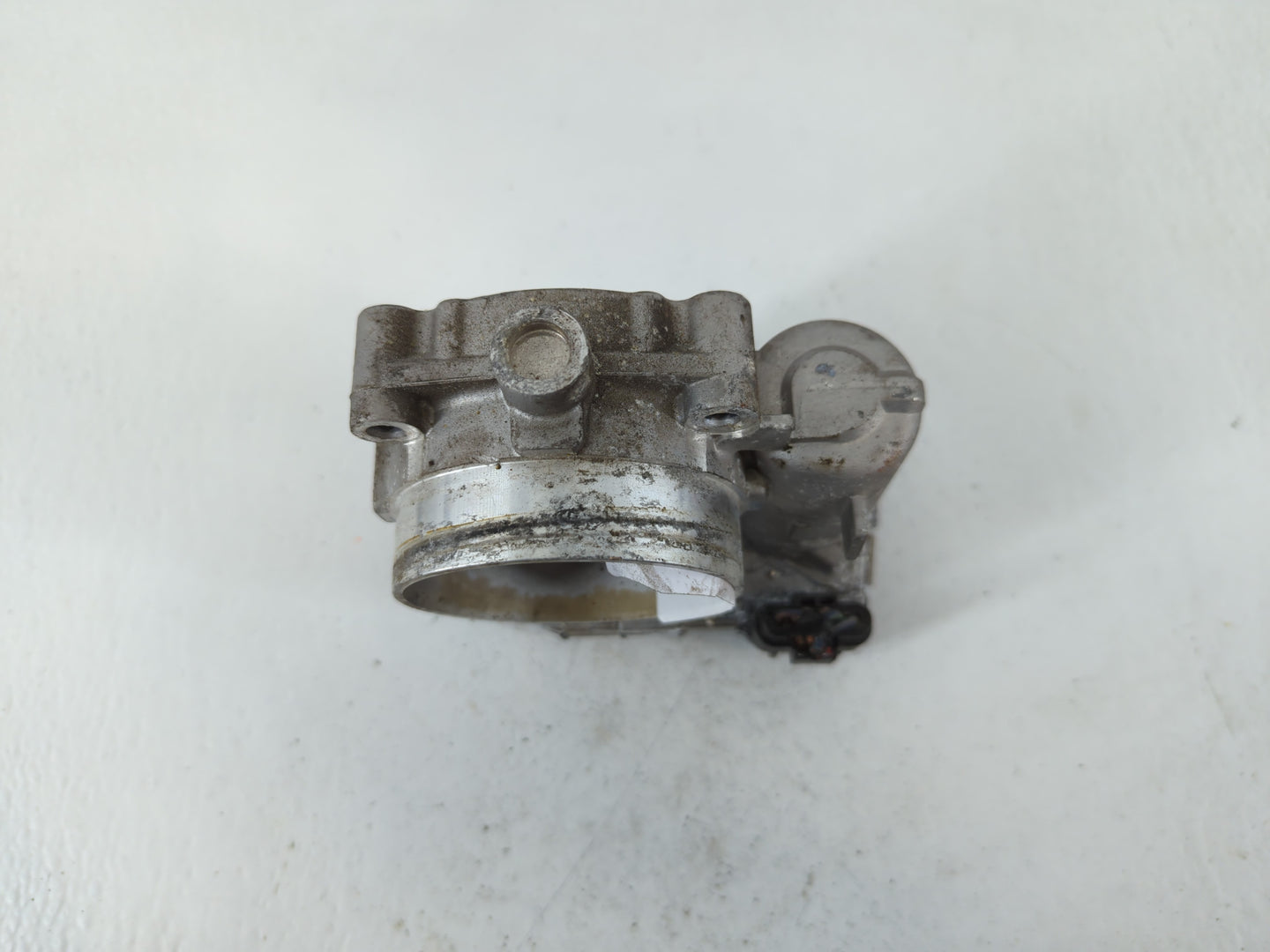 2011-2016 Chrysler Town & Country Throttle Body P/N:0 280 750 570 05184349AC Fits OEM Used Auto Parts - Oemusedautoparts1.co