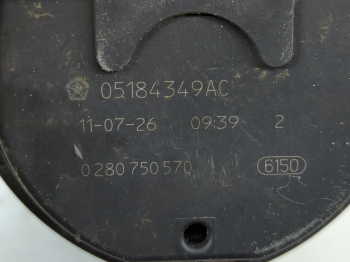 2011-2016 Chrysler Town & Country Throttle Body P/N:0 280 750 570 05184349AC Fits OEM Used Auto Parts - Oemusedautoparts1.co