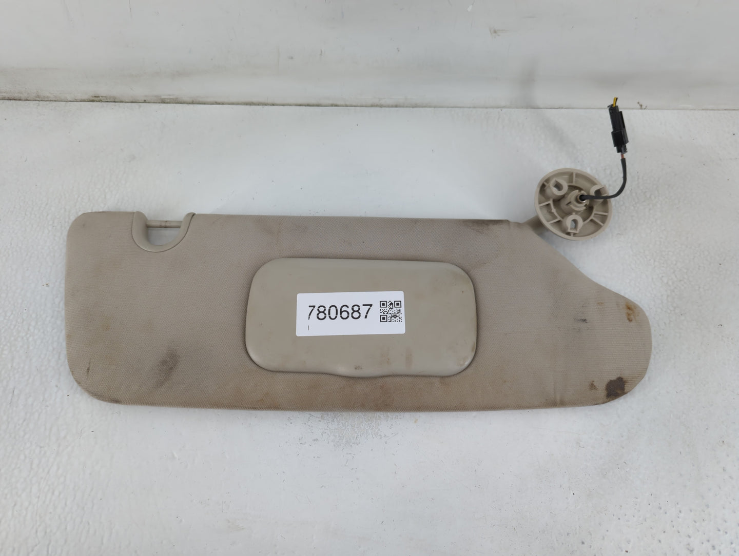 2011-2016 Chrysler Town & Country Sun Visor Shade Replacement Passenger Right Mirror Fits OEM Used Auto Parts - Oemusedautop