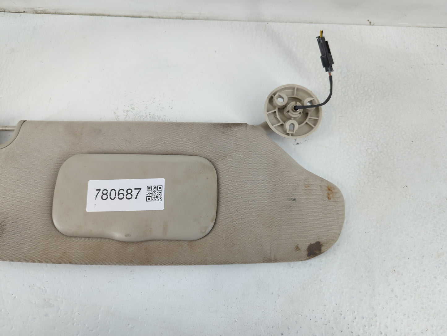 2011-2016 Chrysler Town & Country Sun Visor Shade Replacement Passenger Right Mirror Fits OEM Used Auto Parts - Oemusedautop