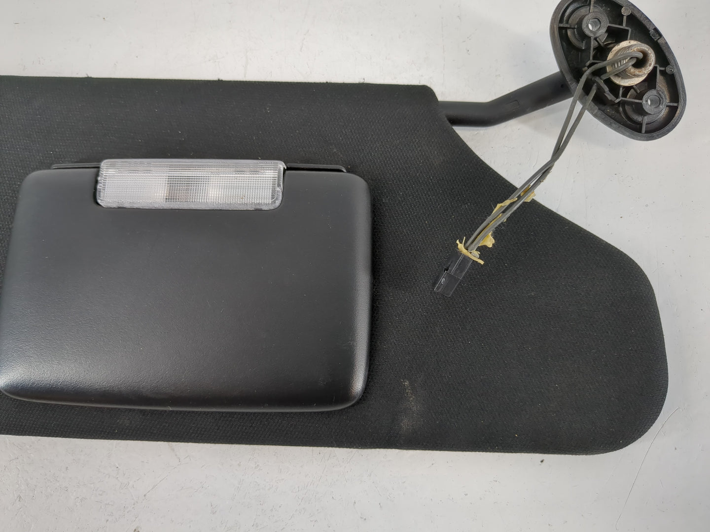 2011-2014 Dodge Avenger Sun Visor Shade Replacement Passenger Right Mirror Fits Fits 2011 2012 2013 2014 OEM Used Auto Parts