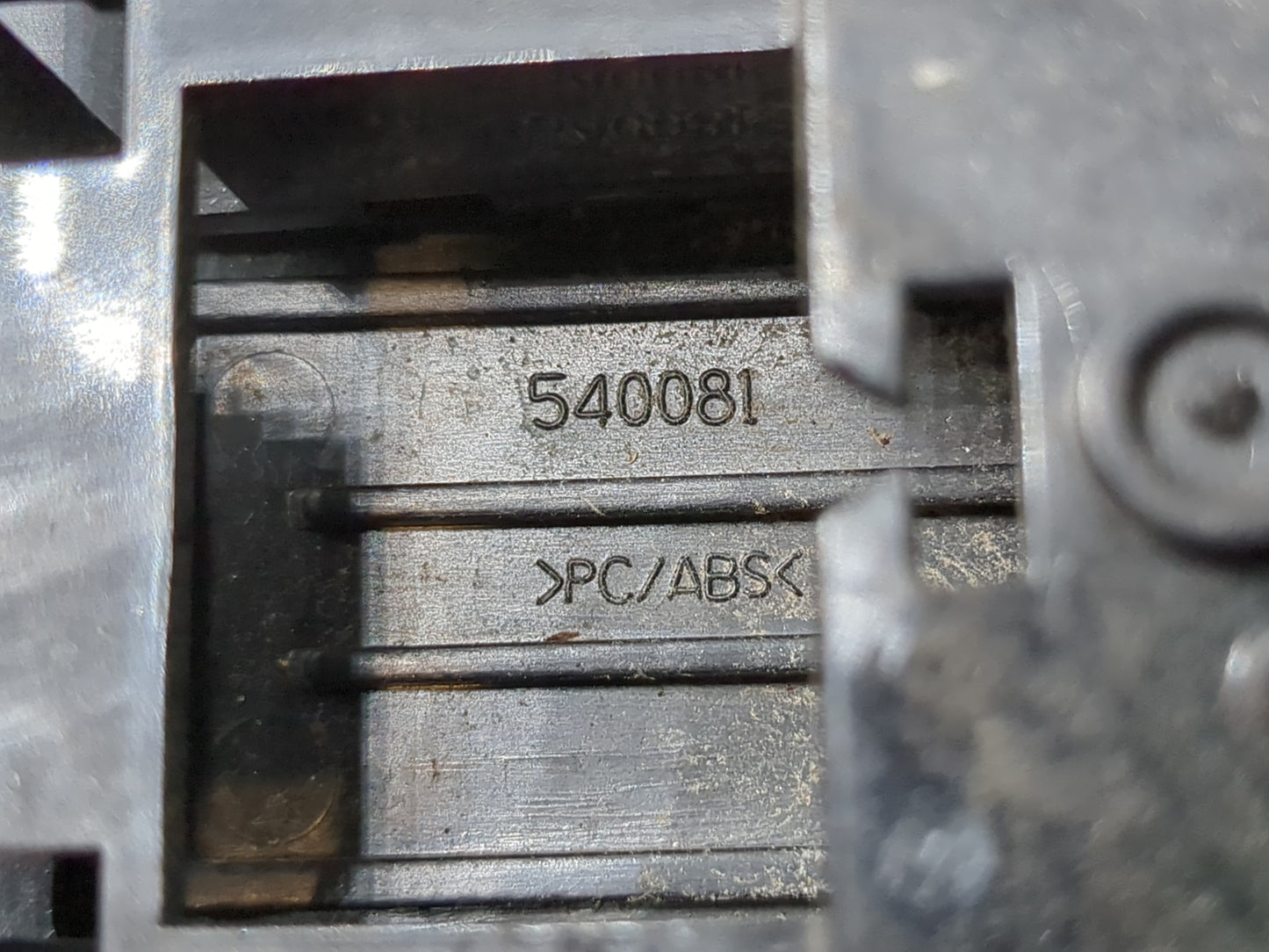 2011-2014 Dodge Avenger Overhead Console W/rear Climate Control - Oemusedautoparts1.com