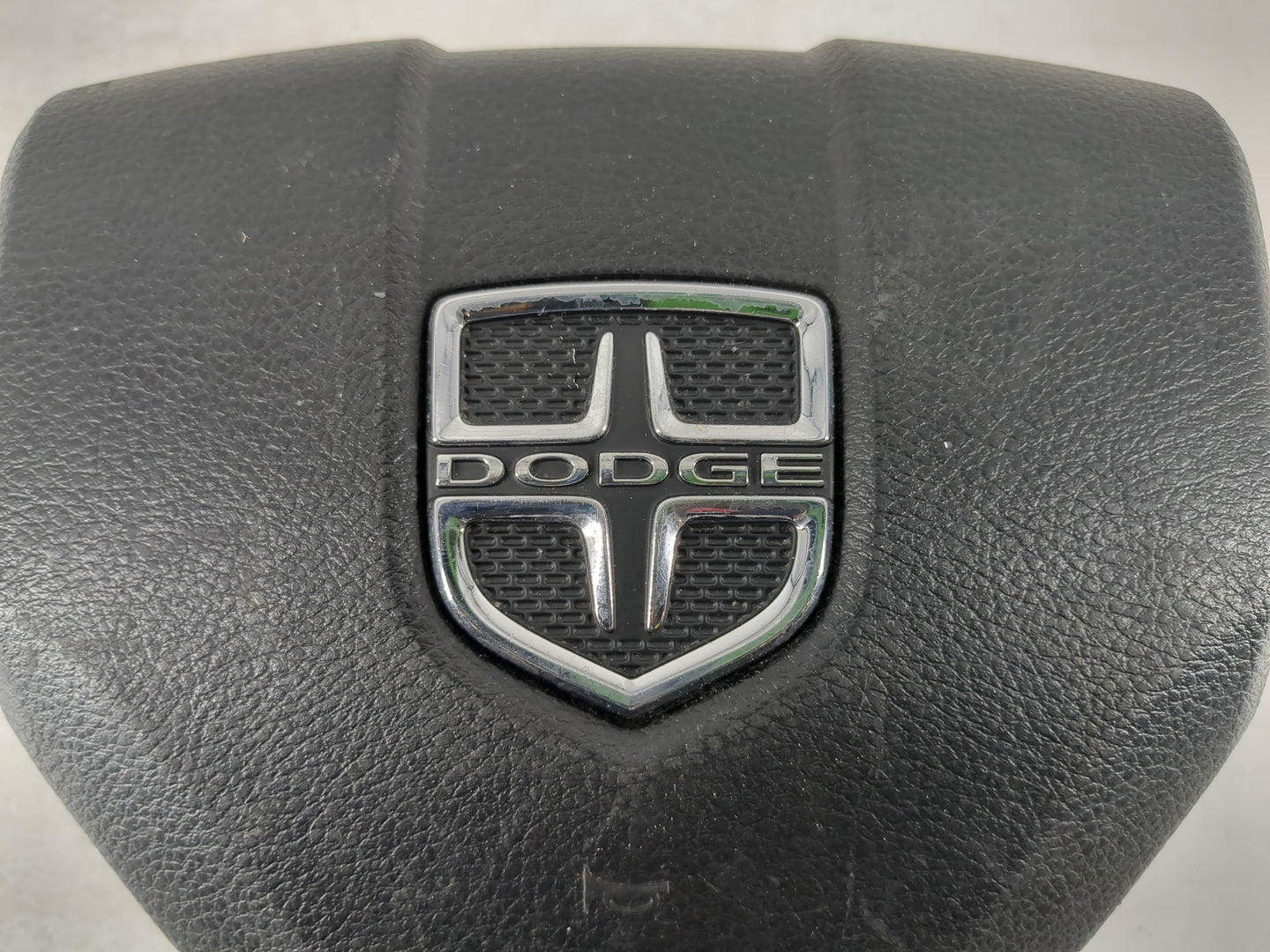 2011-2014 Dodge Avenger Air Bag Driver Left Steering Wheel Mounted P/N:P1TV57DX9AD Fits Fits 2011 2012 2013 2014 OEM Used Au