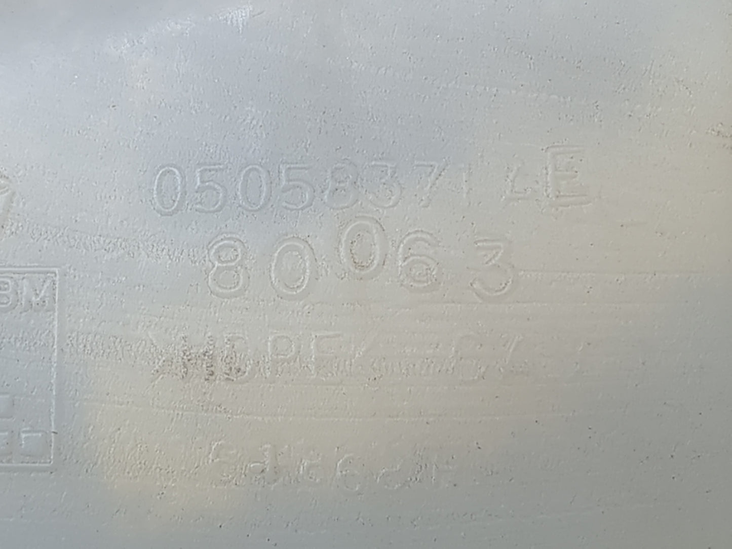 2011-2014 Dodge Avenger Windshield Washer Fluid Reservoir Bottle Oem - Oemusedautoparts1.com