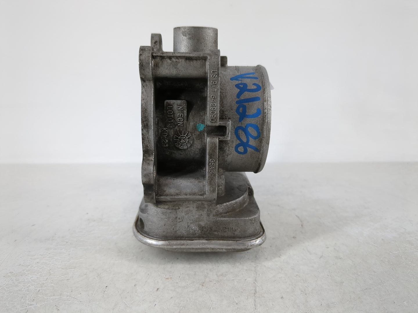 2008-2014 Dodge Avenger Throttle Body P/N:04891735AC 04791735AC Fits OEM Used Auto Parts - Oemusedautoparts1.com