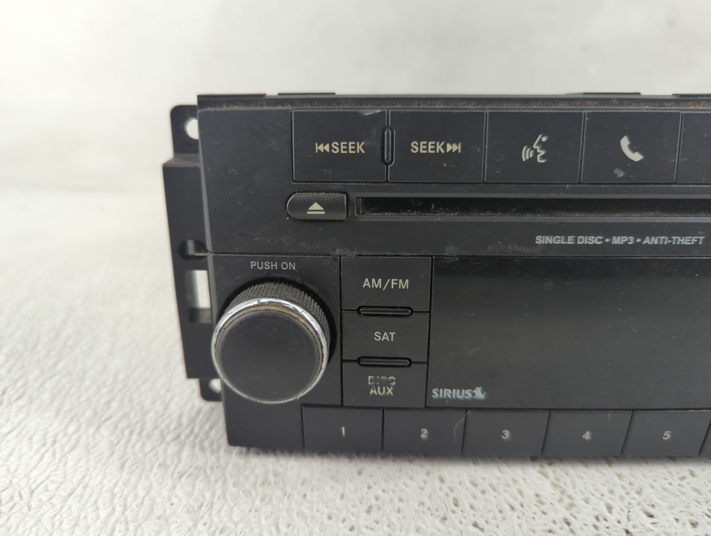 2011-2012 Dodge Avenger Radio AM FM Cd Player Receiver Replacement P/N:P05091197AB Fits Fits 2011 2012 OEM Used Auto Parts -