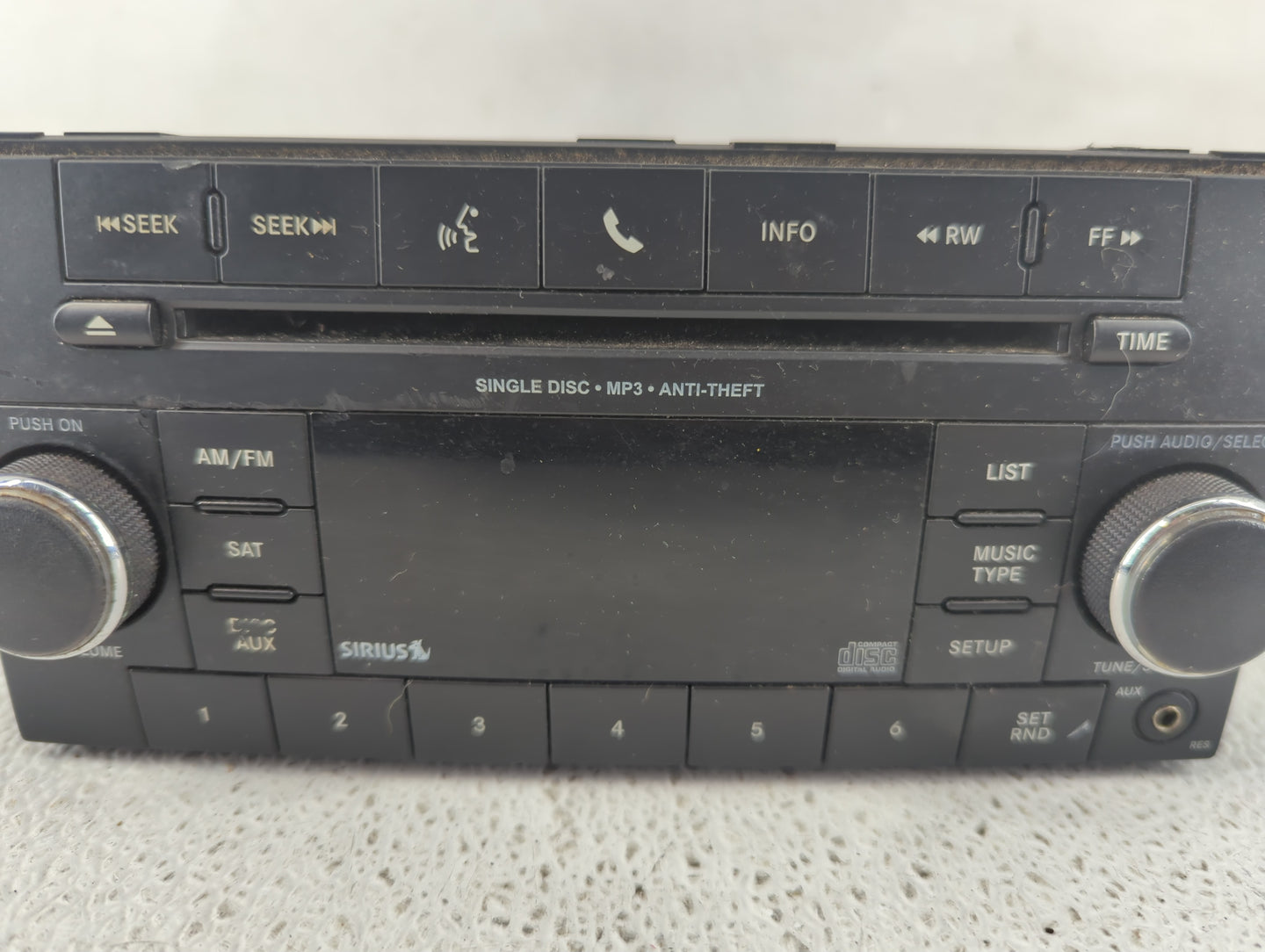 2011-2012 Dodge Avenger Radio AM FM Cd Player Receiver Replacement P/N:P05091197AB Fits Fits 2011 2012 OEM Used Auto Parts -