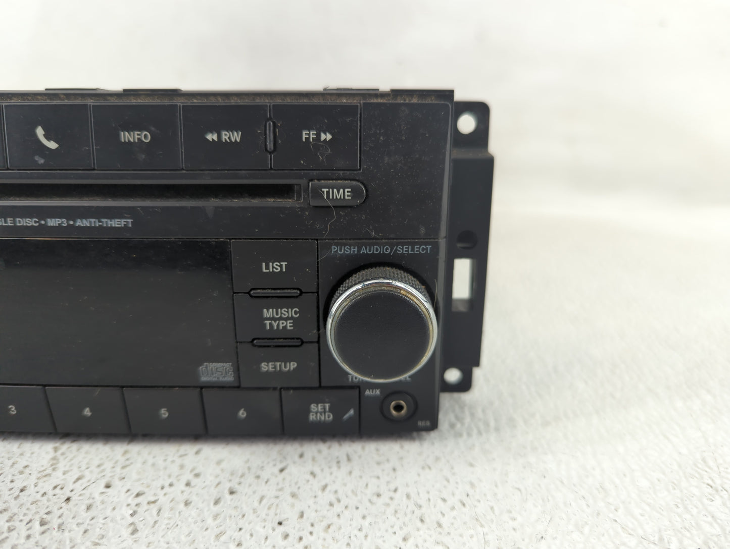 2011-2012 Dodge Avenger Radio AM FM Cd Player Receiver Replacement P/N:P05091197AB Fits Fits 2011 2012 OEM Used Auto Parts -
