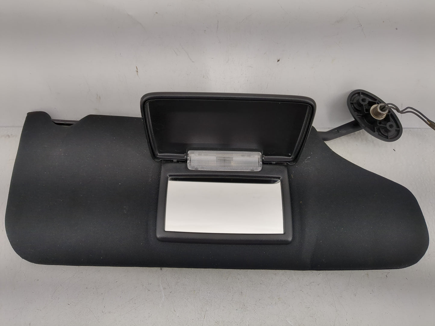 2011-2014 Dodge Avenger Sun Visor Shade Replacement Passenger Right Mirror Fits Fits 2011 2012 2013 2014 OEM Used Auto Parts