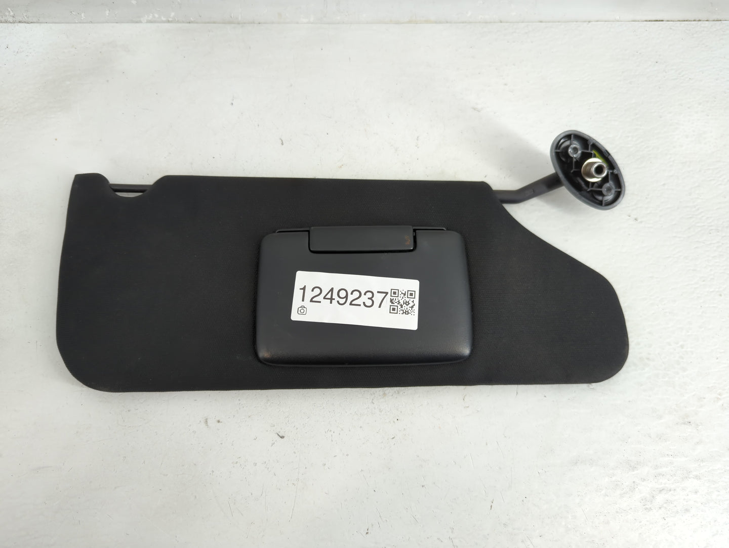 2011-2014 Dodge Avenger Sun Visor Shade Replacement Passenger Right Mirror Fits Fits 2011 2012 2013 2014 OEM Used Auto Parts