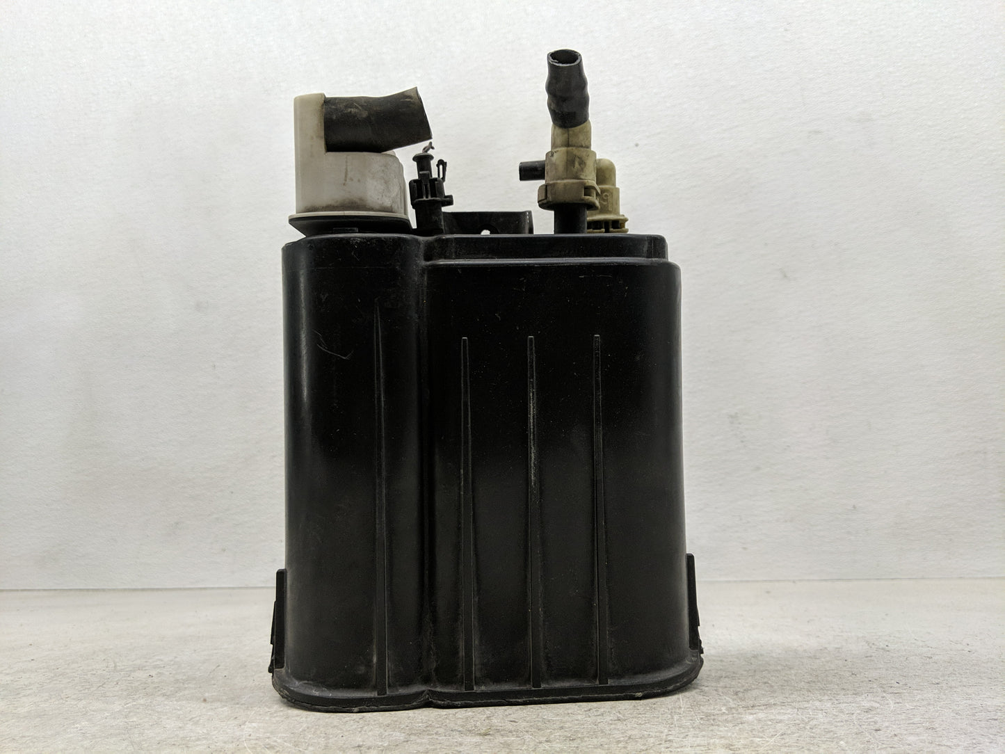 2012 Dodge Avenger Fuel Vapor Charcoal Canister - Oemusedautoparts1.com