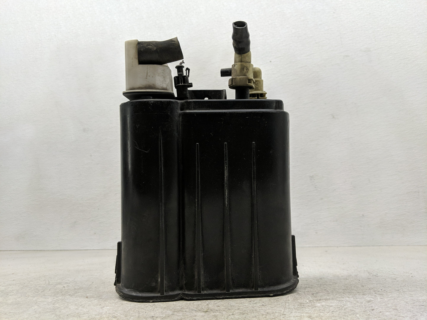 2012 Dodge Avenger Fuel Vapor Charcoal Canister 1261147 - Oemusedautoparts1.com