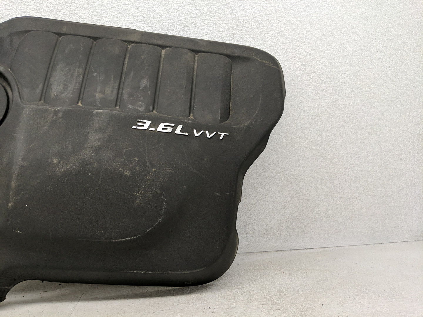 2012 Dodge Avenger Engine Cover - Oemusedautoparts1.com
