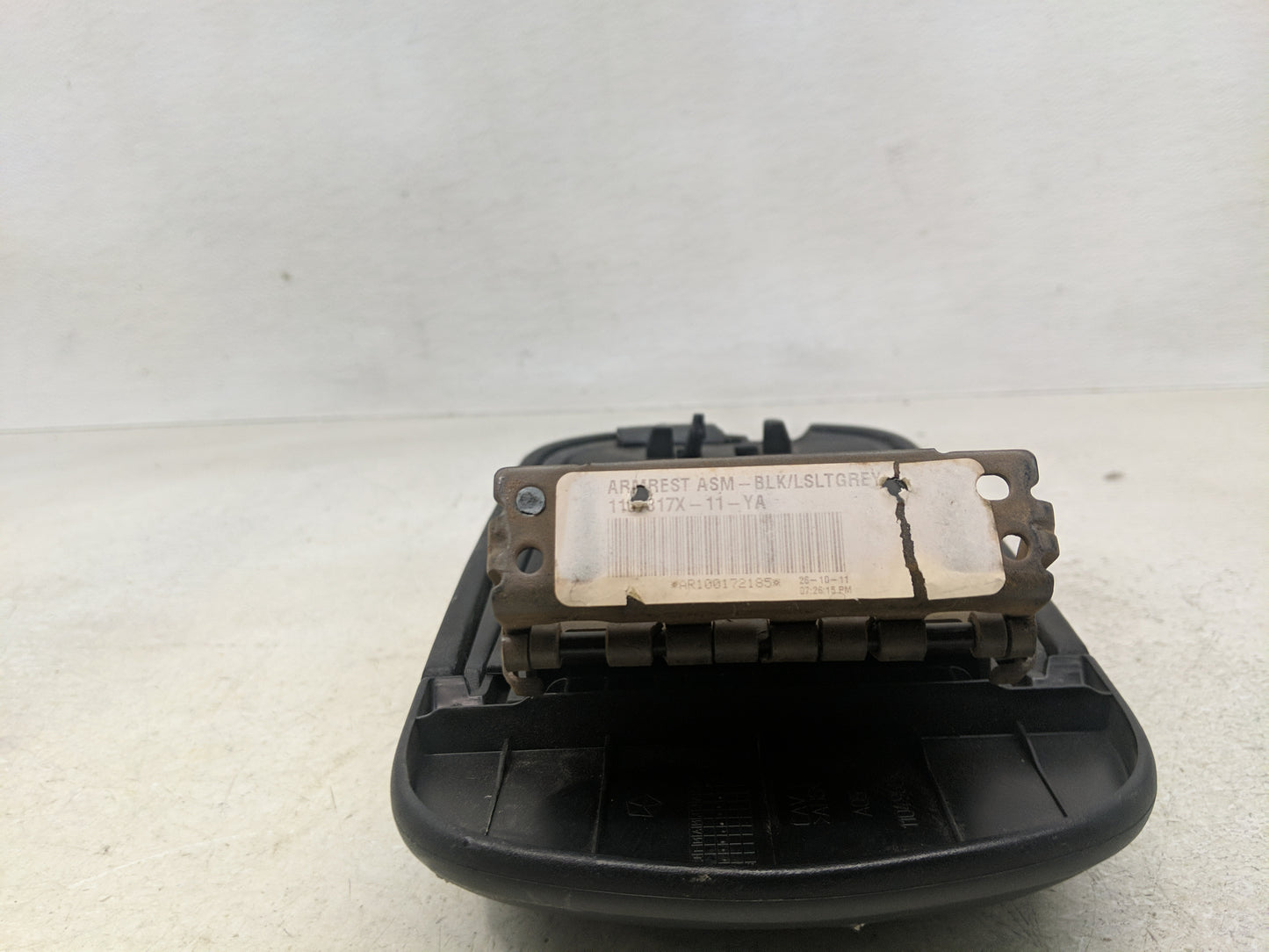 2012 Dodge Avenger Center Console Armrest Cover Lid Fits OEM Used Auto Parts - Oemusedautoparts1.com