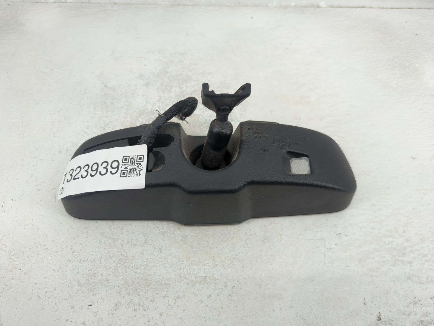 2012 Dodge Avenger Interior Rear View Mirror Replacement OEM P/N:GNTX-610 E11026130 Fits Fits 2010 2011 2013 2014 2015 2016 