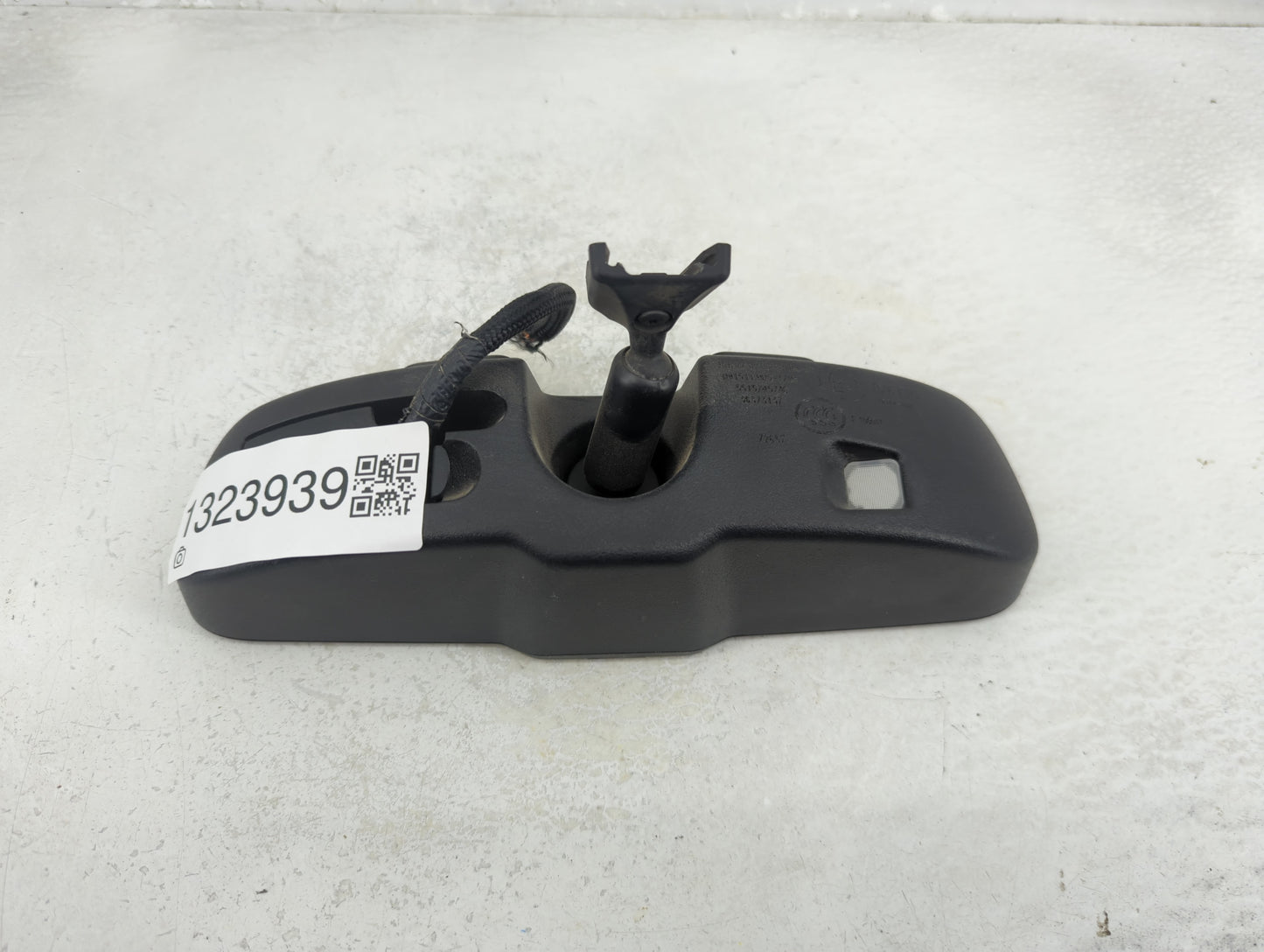 2012 Dodge Avenger Interior Rear View Mirror Replacement OEM P/N:GNTX-610 E11026130 Fits Fits 2010 2011 2013 2014 2015 2016 