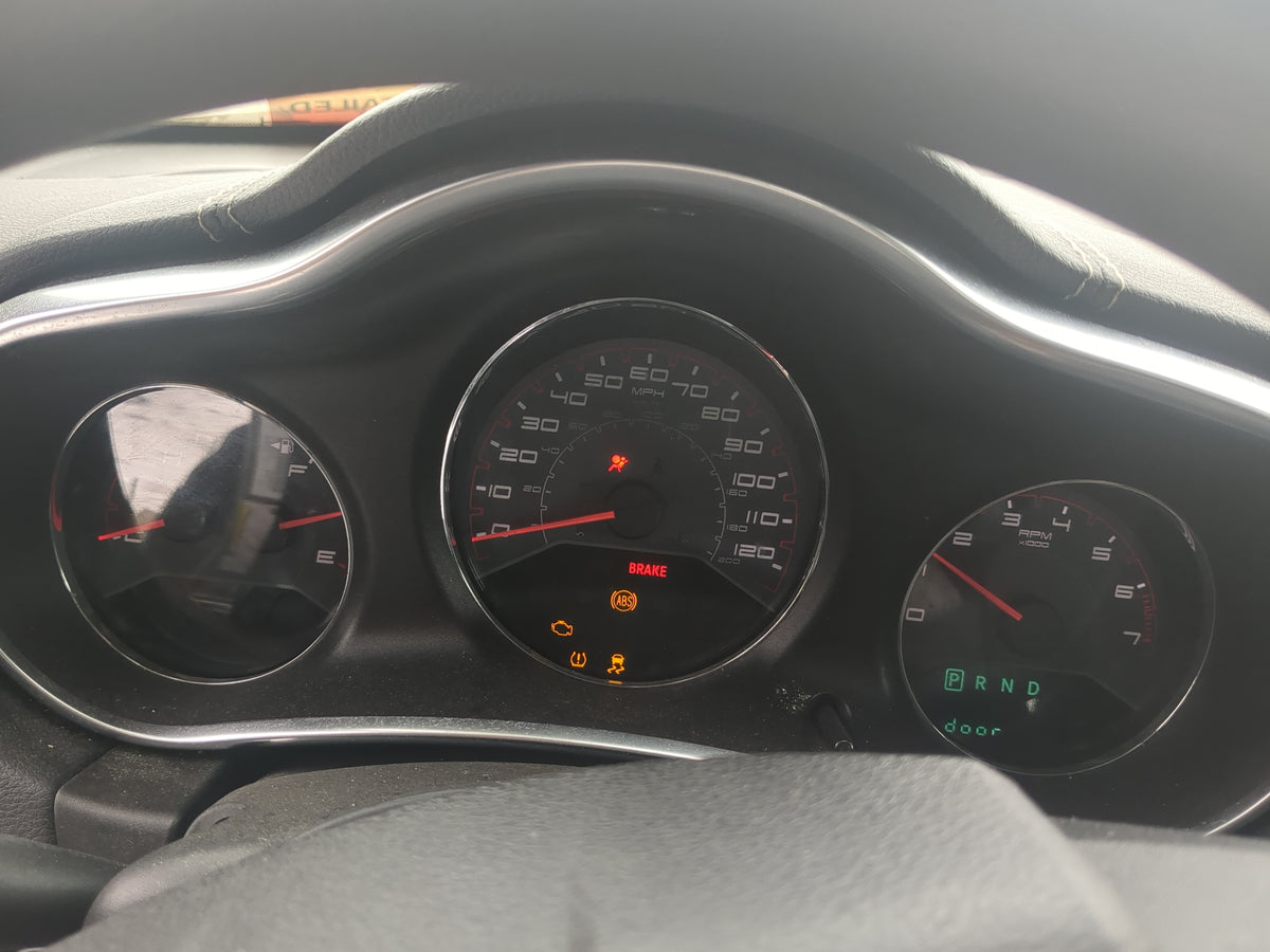 2011-2014 Dodge Avenger Instrument Cluster Speedometer Gauges Miles:184K Fits Fits 2011 2012 2013 2014 OEM Used Auto Parts -