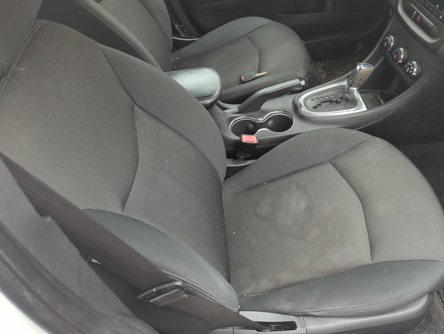 2011-2014 Dodge Avenger Passenger Front Seat Oem 1376186 - Oemusedautoparts1.com