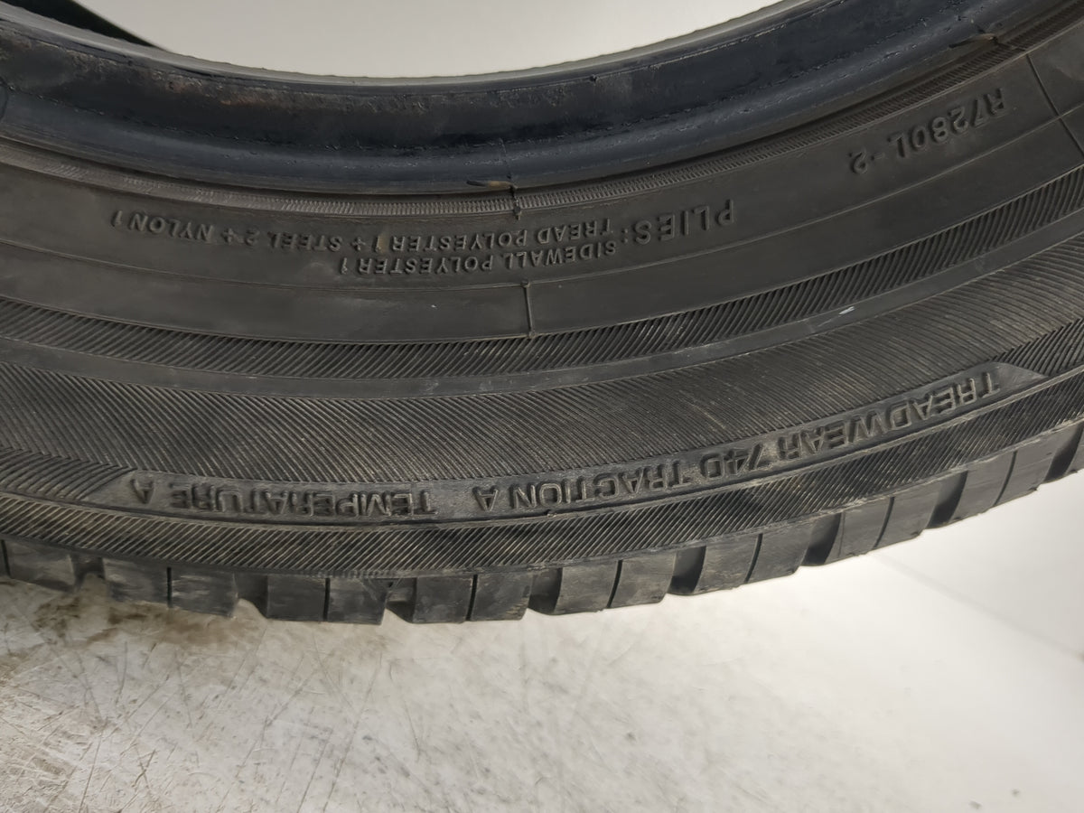 Used Tire 225/556R17 YOKOHAMA YK-GTX ALL SEASON 101V - Tread Depth 9/32 - Oemusedautoparts1.com