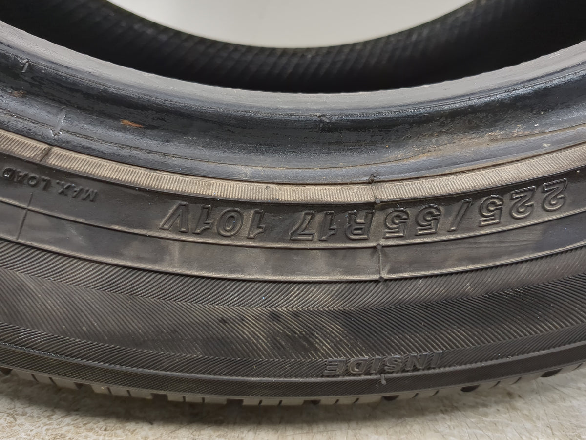 Used Tire 225/55R17 YOKOHAMA YK-GTX 101V - Tread Depth 9/32 - Oemusedautoparts1.com