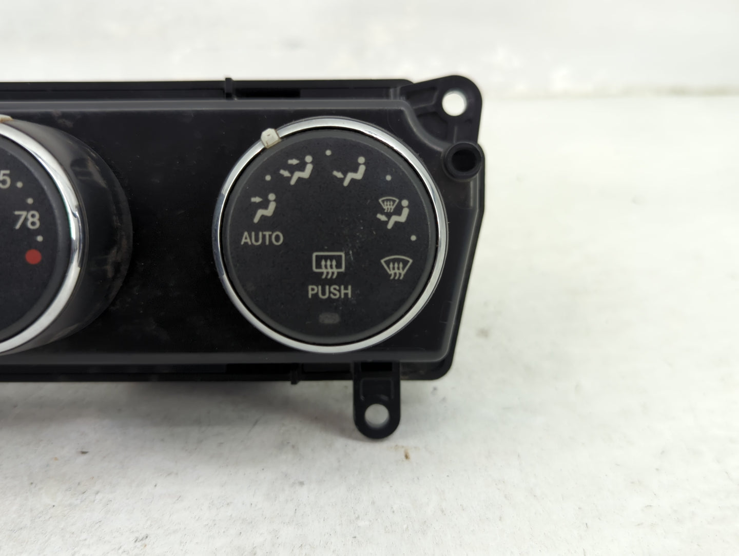 2008-2014 Dodge Avenger Climate Control Module Temperature AC/Heater Replacement P/N:P55111888AI 55111888AA Fits OEM Used Au