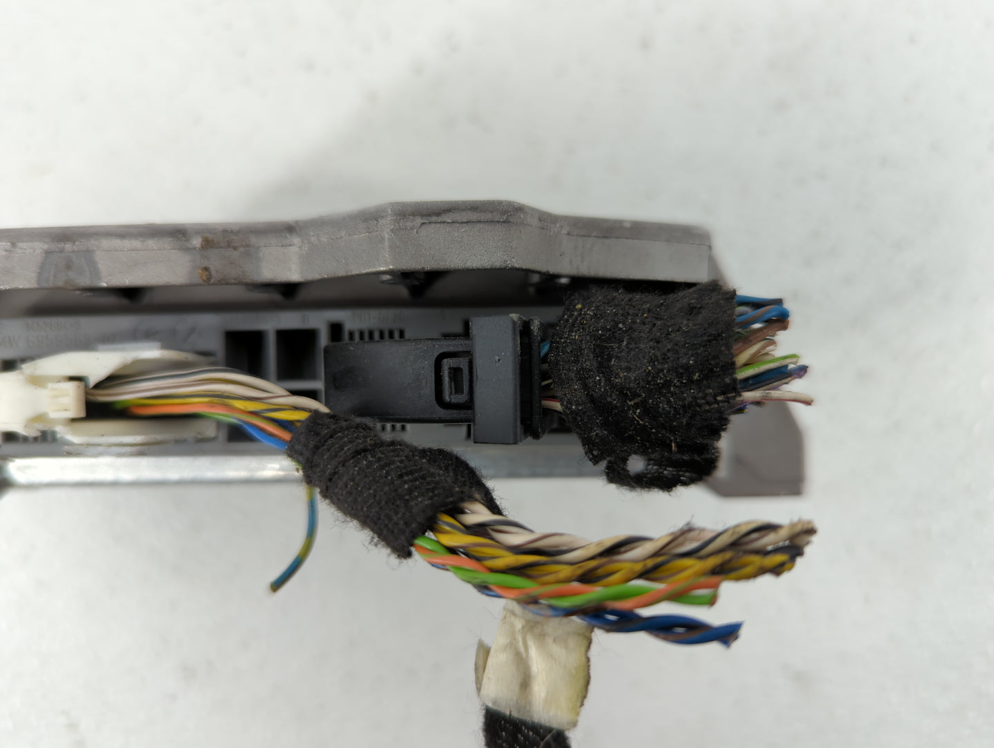 2010-2013 Dodge Avenger Chassis Control Module Ccm Bcm Body Control - Oemusedautoparts1.com