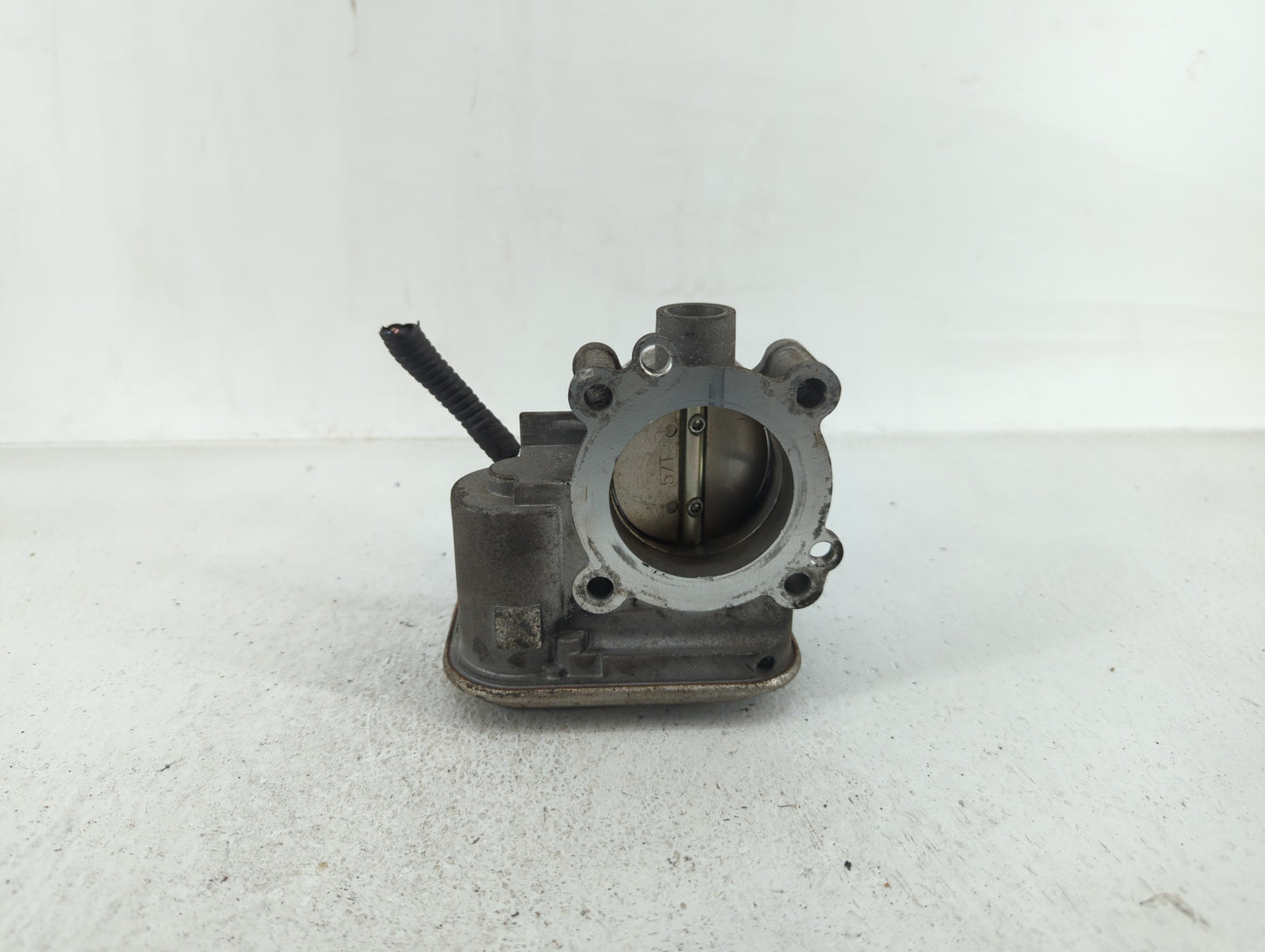 2008-2014 Dodge Avenger Throttle Body P/N:542909035AB 04891735AC Fits OEM Used Auto Parts - Oemusedautoparts1.com