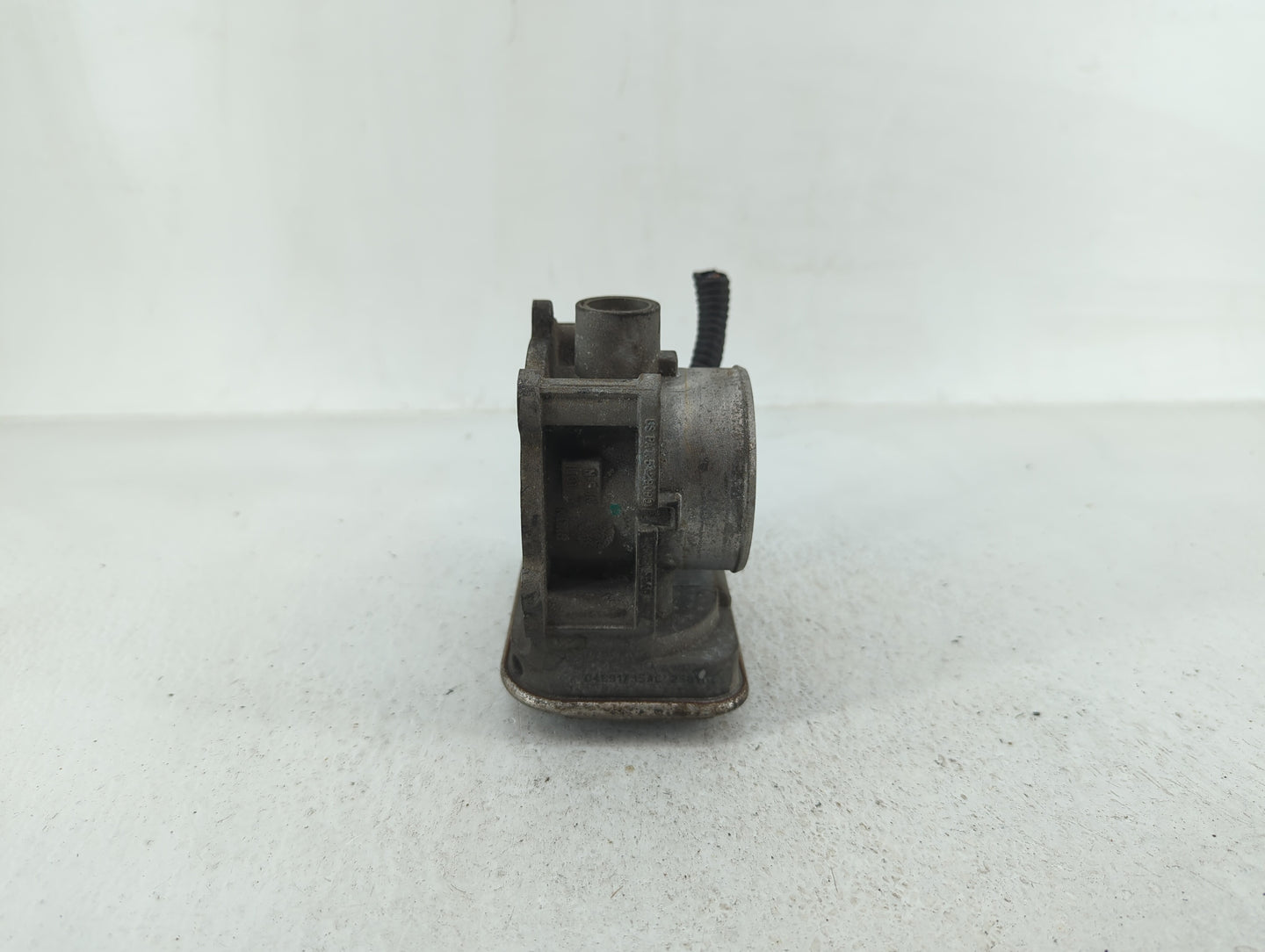 2008-2014 Dodge Avenger Throttle Body P/N:542909035AB 04891735AC Fits OEM Used Auto Parts - Oemusedautoparts1.com