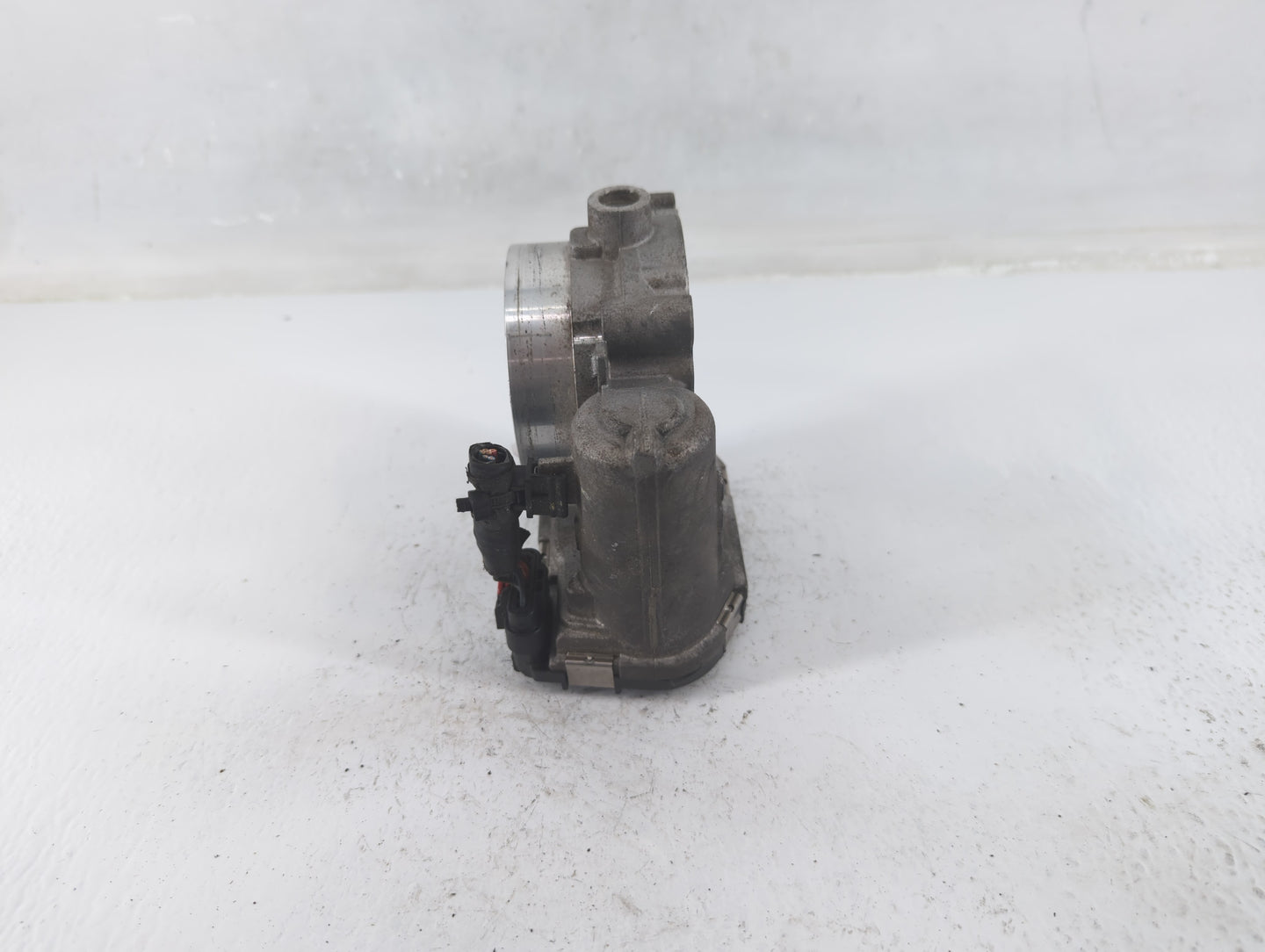 2011-2014 Dodge Avenger Throttle Body P/N:0 280 750 570 05184349AC Fits OEM Used Auto Parts - Oemusedautoparts1.com