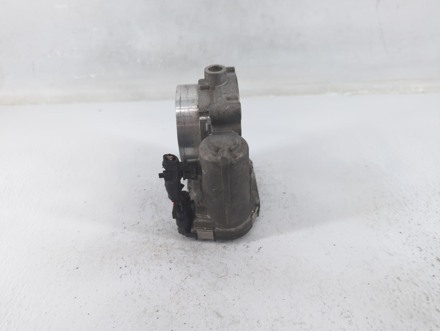 2011-2014 Dodge Avenger Throttle Body P/N:0 280 750 570 05184349AC Fits OEM Used Auto Parts - Oemusedautoparts1.com