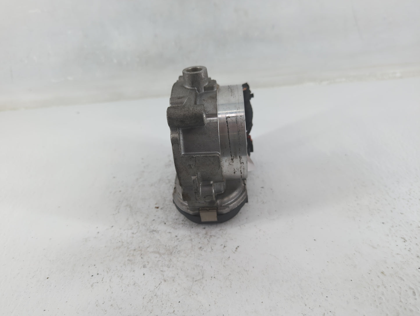 2011-2014 Dodge Avenger Throttle Body P/N:0 280 750 570 05184349AC Fits OEM Used Auto Parts - Oemusedautoparts1.com