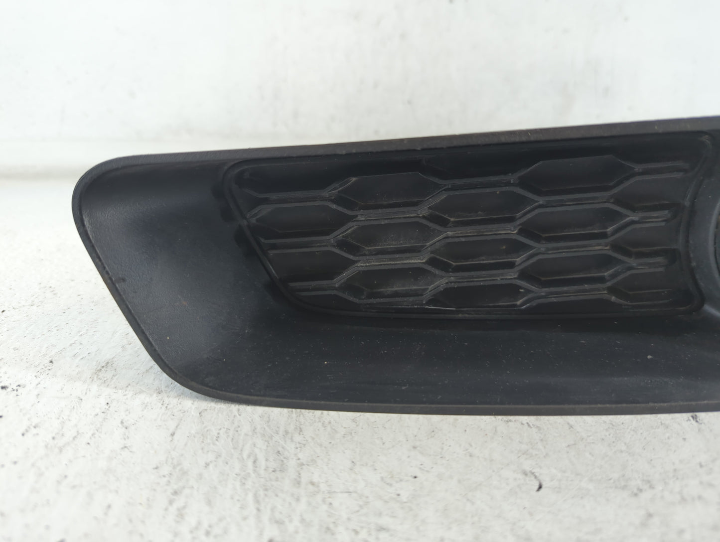 2011-2014 Dodge Avenger Passenger Right Oem Fog Light Lamp - Oemusedautoparts1.com