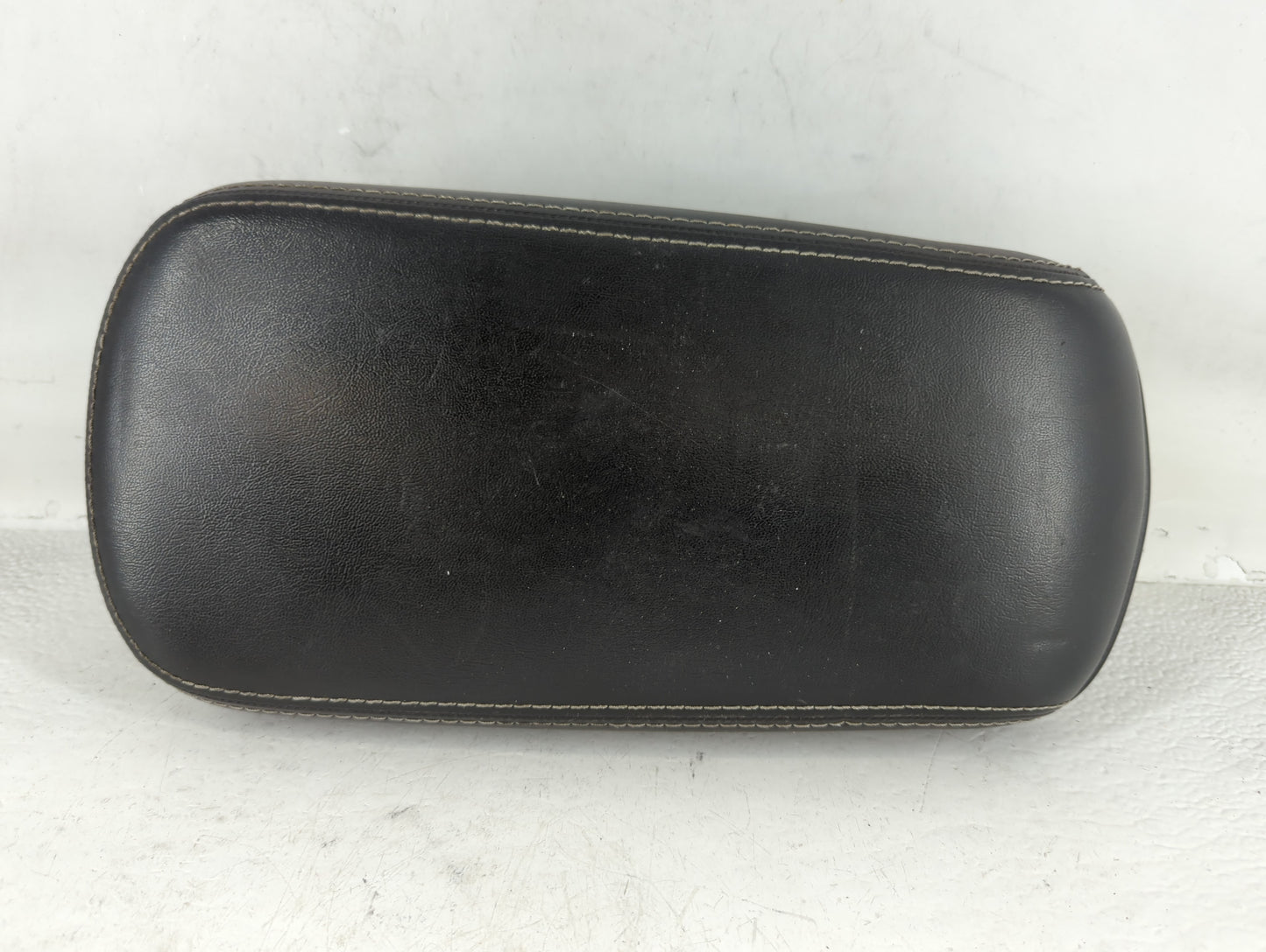 2012 Dodge Avenger Center Console Armrest Cover Lid Black - Oemusedautoparts1.com