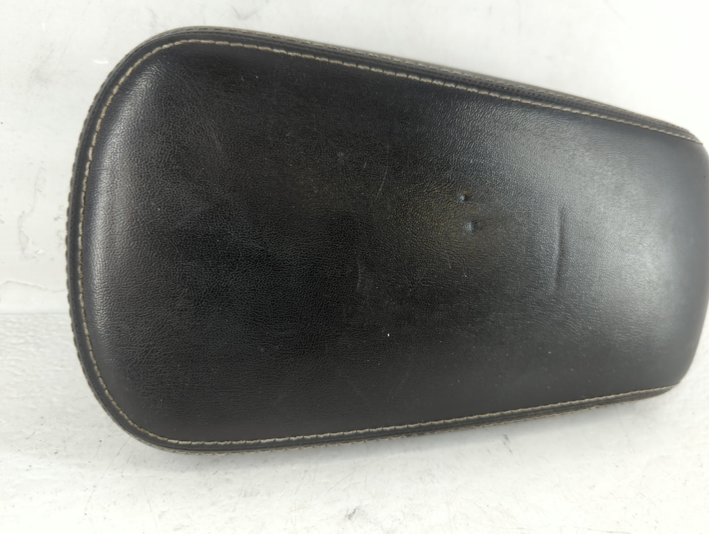 2012 Dodge Avenger Center Console Armrest Cover Lid Black - Oemusedautoparts1.com