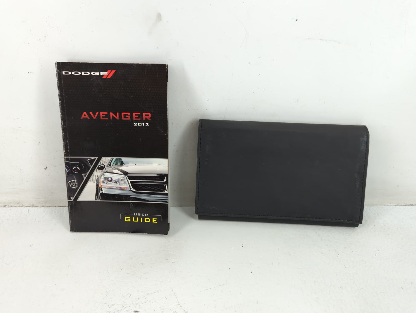 2012 Dodge Avenger Owners Manual Book Guide P/N:12D41-926-AA OEM Used Auto Parts - Oemusedautoparts1.com