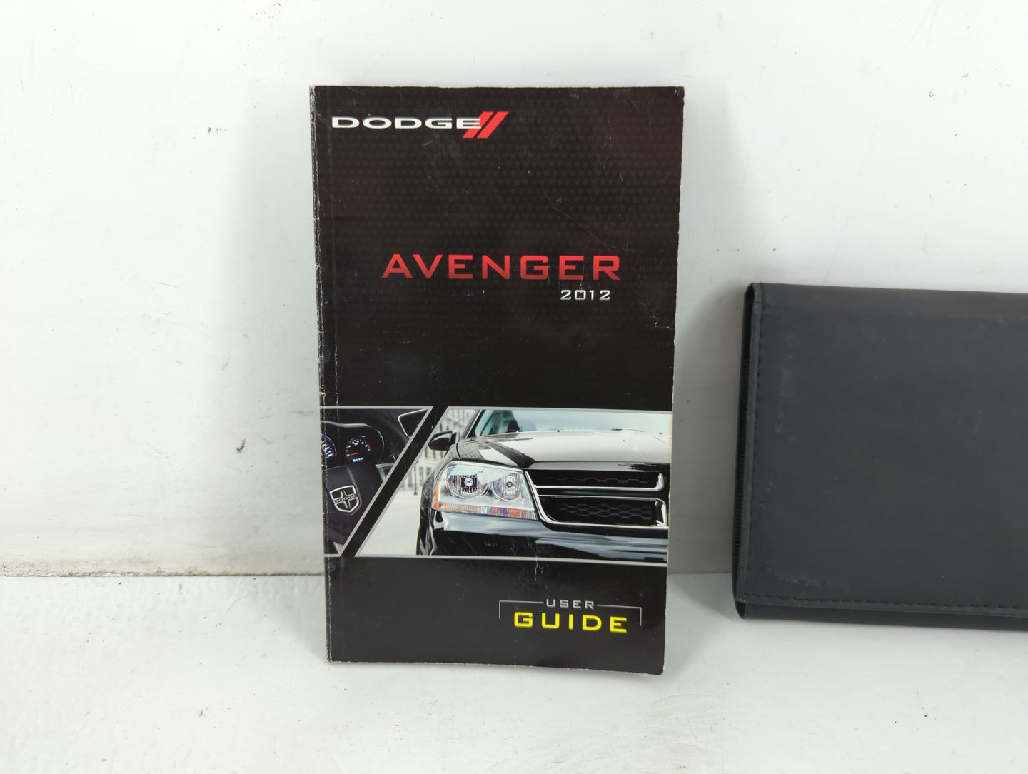 2012 Dodge Avenger Owners Manual Book Guide P/N:12D41-926-AA OEM Used Auto Parts - Oemusedautoparts1.com