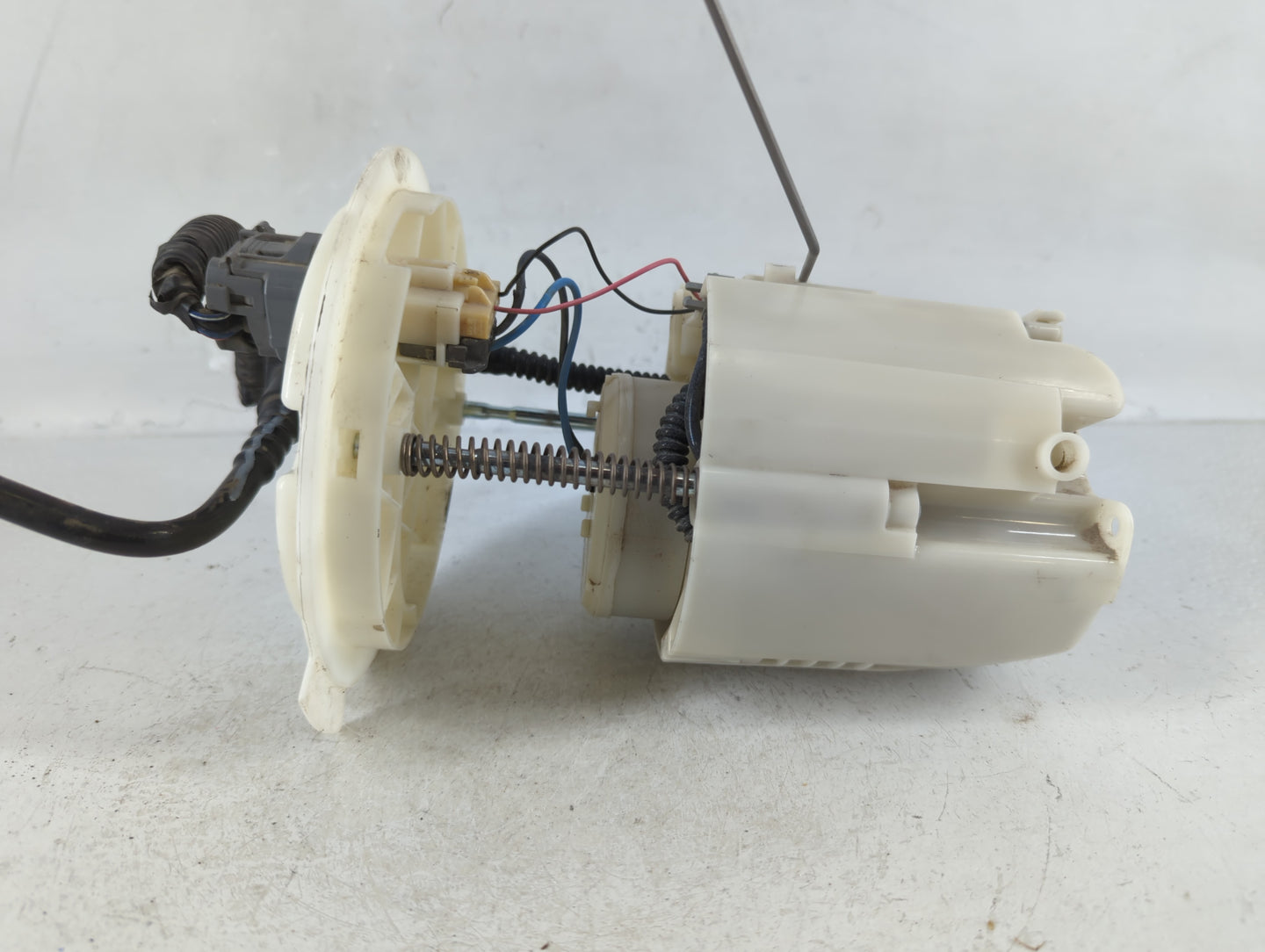 2008-2014 Dodge Avenger Electrical Gas Fuel Pump Assembly - Oemusedautoparts1.com