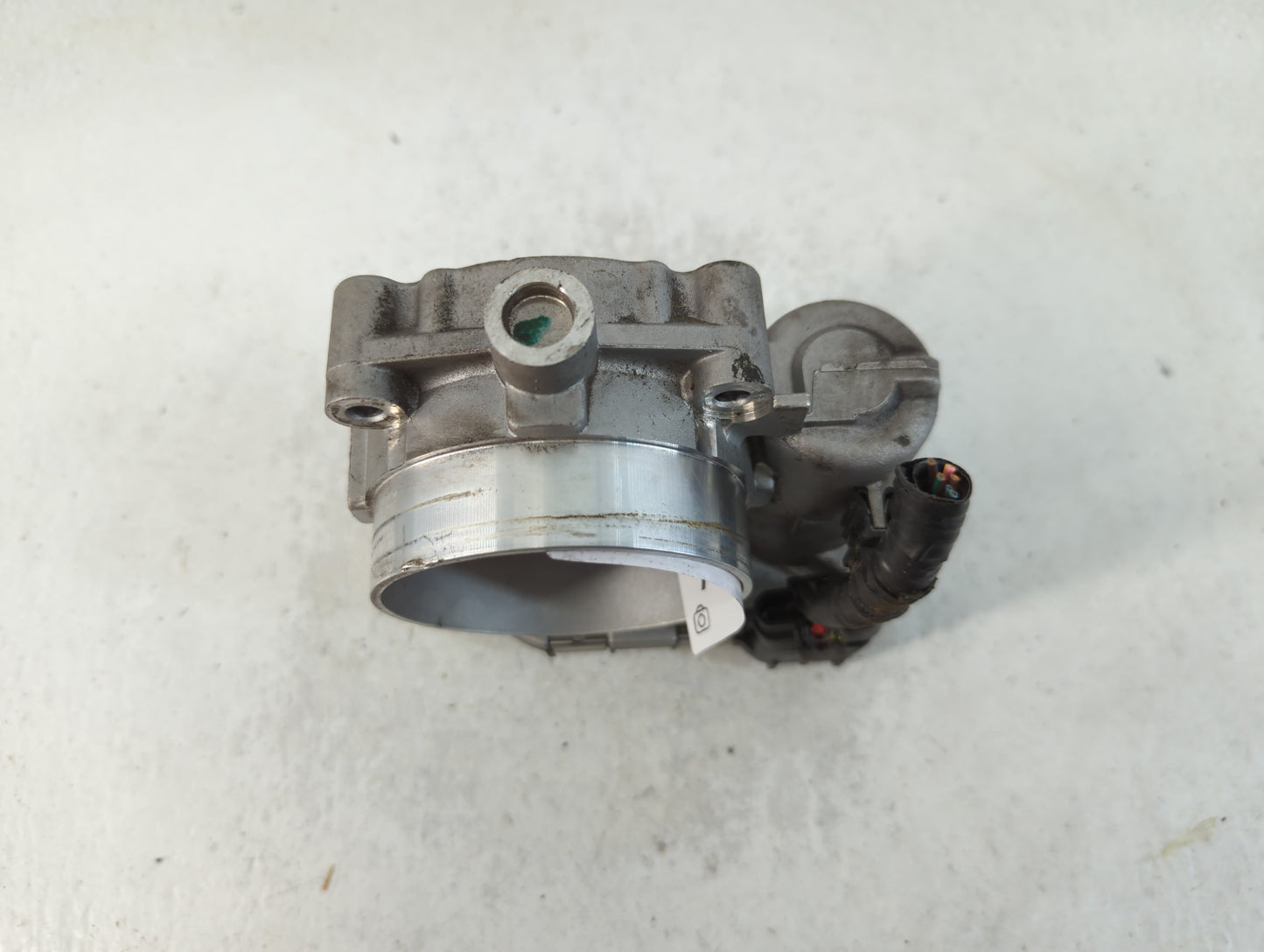 2011-2014 Dodge Avenger Throttle Body P/N:0 280 750 570 05184349AC Fits OEM Used Auto Parts - Oemusedautoparts1.com