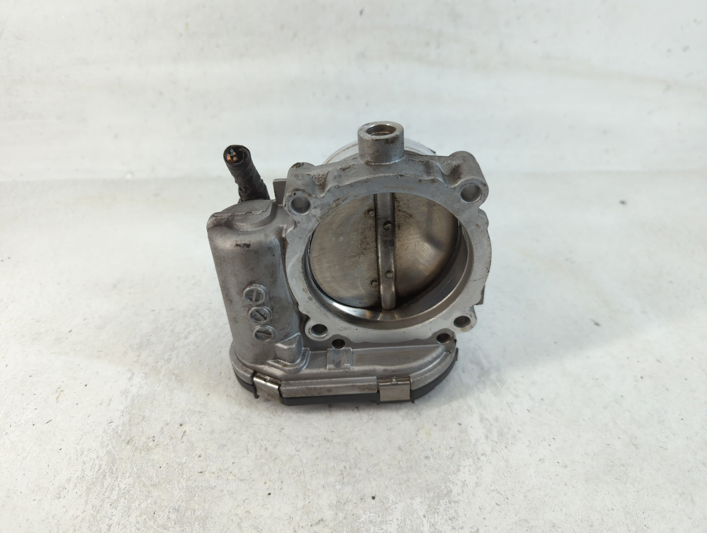 2011-2014 Dodge Avenger Throttle Body P/N:0 280 750 570 05184349AC Fits OEM Used Auto Parts - Oemusedautoparts1.com