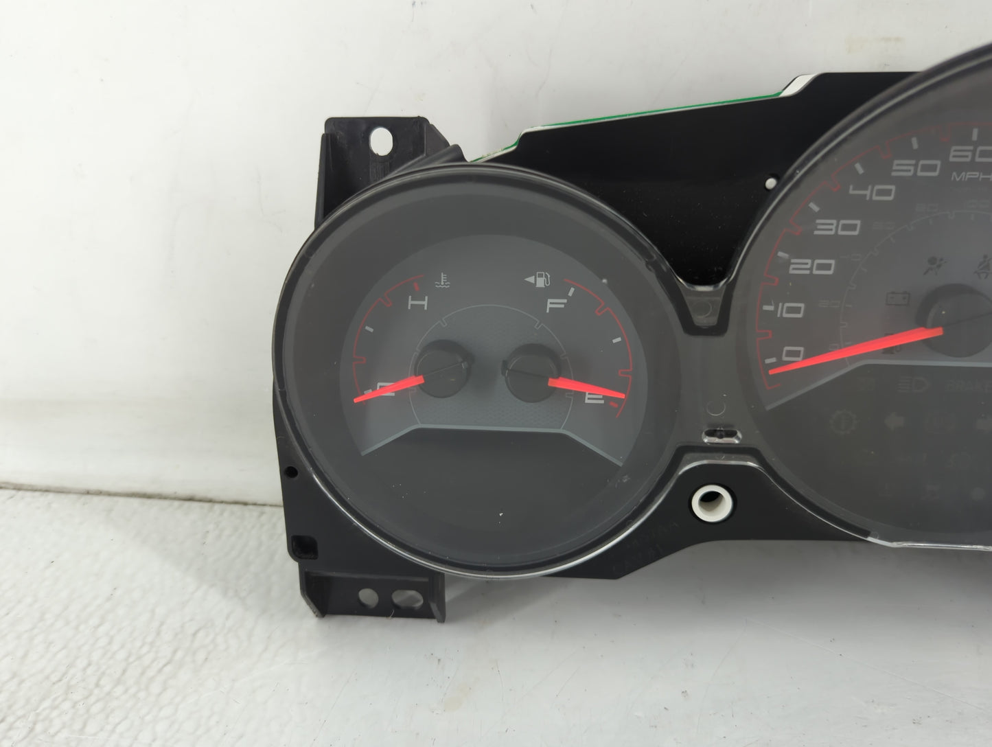 2011-2014 Dodge Avenger Instrument Cluster Speedometer Gauges P/N:P56046513AH Fits Fits 2011 2012 2013 2014 OEM Used Auto Pa