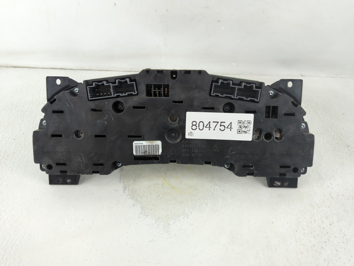 2011-2014 Dodge Avenger Instrument Cluster Speedometer Gauges P/N:P56046513AH Fits Fits 2011 2012 2013 2014 OEM Used Auto Pa